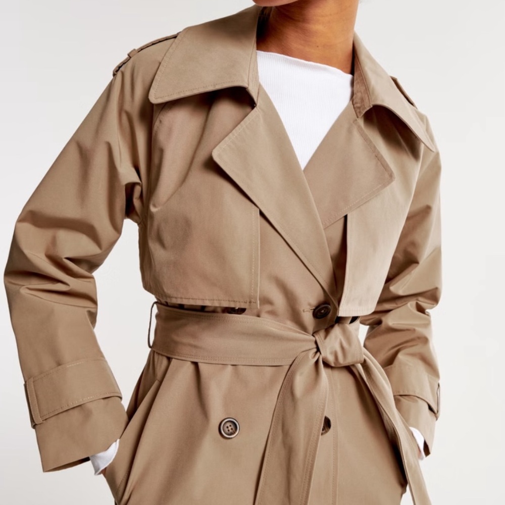 Abercrombie Elevated Waterproof Trench Coat in Brown
